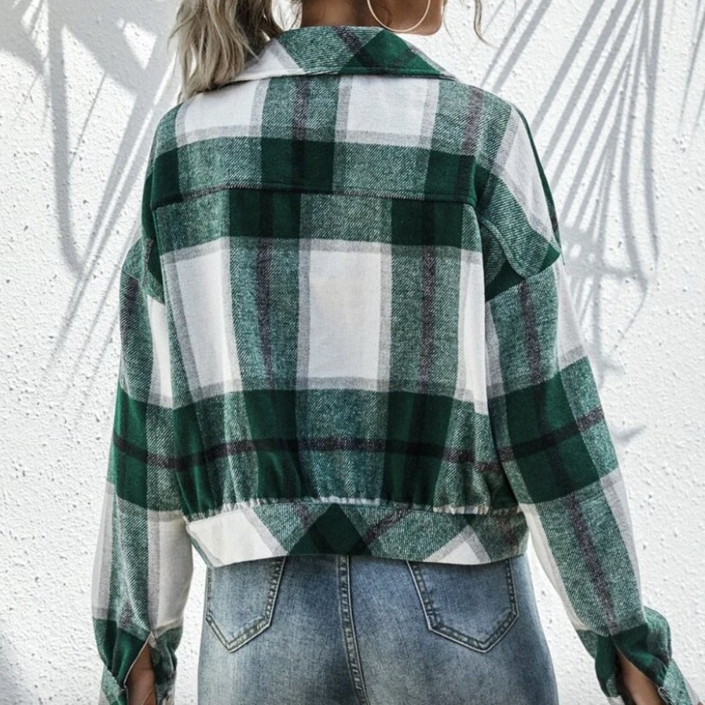 Plaid trucker jacket shacket cropped green white - Picture 3 of 5